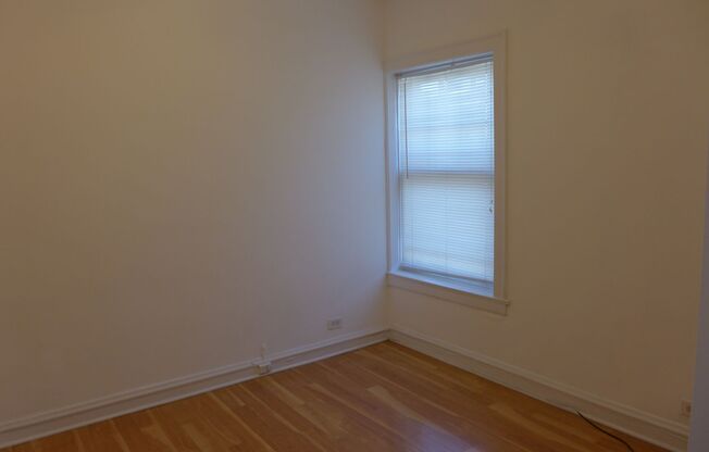 1 bed, 1 bath, 575 sqft, $1,475, Unit 204