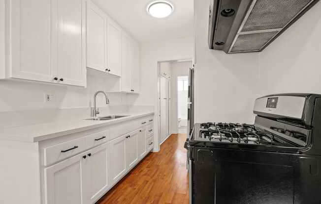 1449 Princeton St in Santa Monica