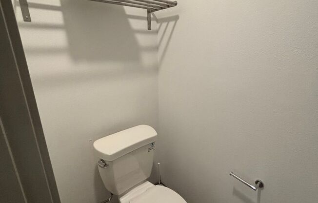Studio, 1 bath, 167 sqft, $1,059, Unit D101