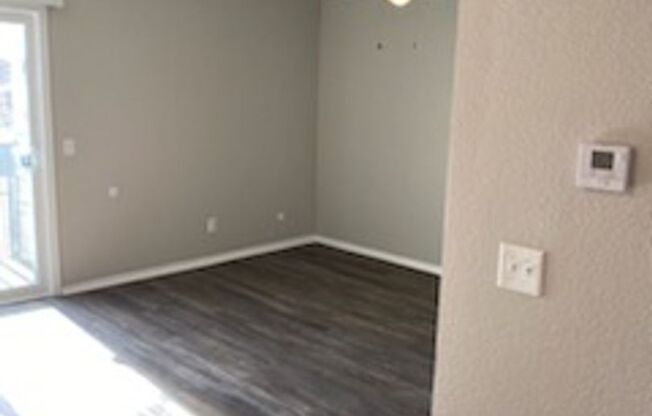 1 bed, 1 bath, 630 sqft, $749, Unit 2723-205