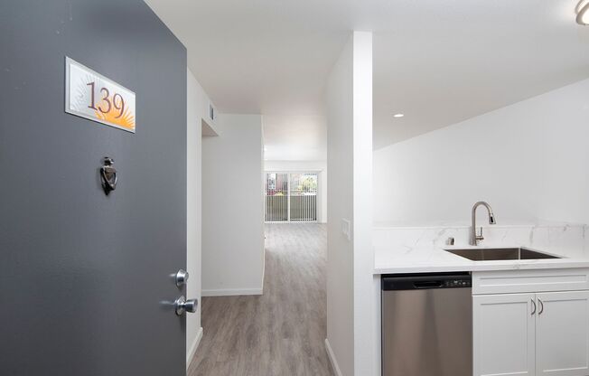 3 beds, 2 baths, 1,105 sqft, $3,295, Unit 139