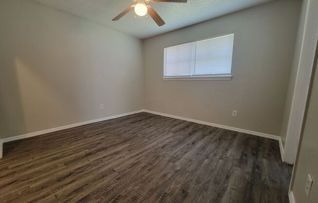 1 bed, 1 bath, 750 sqft, $695