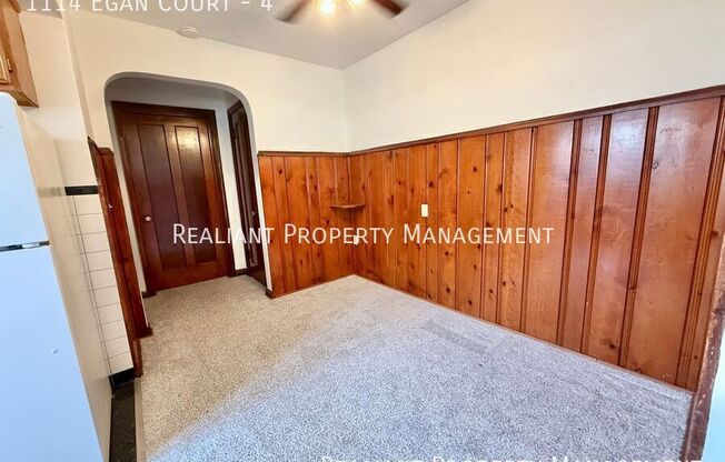 1114 EGAN CT