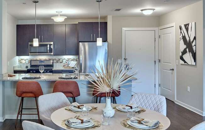 Open concept kitchen and dining area at Vermella Lyndhurst apartments, New Jersey
