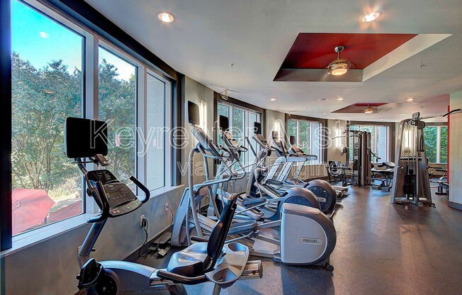 1 bed, 1 bath, 756 sqft, $2,295, Unit 410