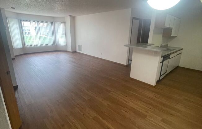 2 beds, 2 baths, 1,050 sqft, $1,260, Unit 110