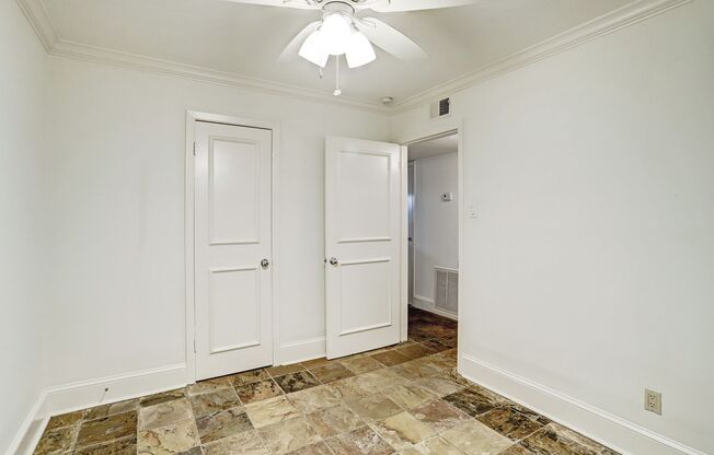 2418 Mimosa Dr.