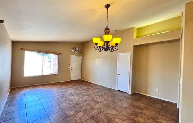Coming Soon! Lovely 4-bedroom, 2-bathroom home located Chandler!