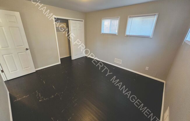 3 beds, 1 bath, $1,225