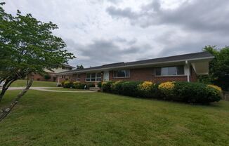 4808 Shorewood Dr
