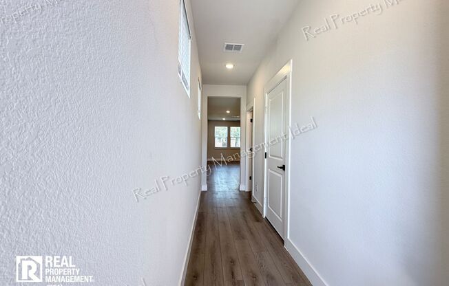 1707 ZACHARY AVE