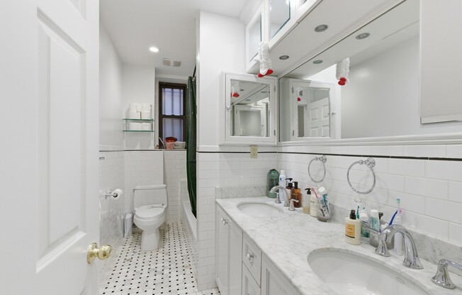 31 Tiemann Pl.