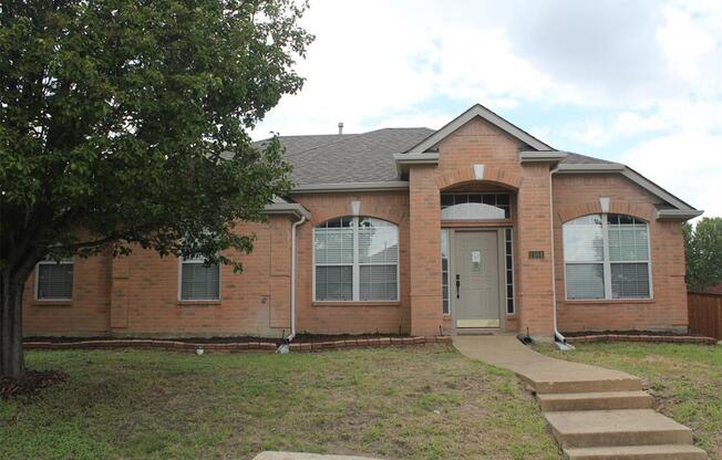2101 STERLING LN