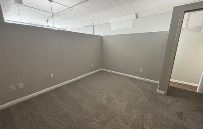 1 bed, 1 bath, 670 sqft, $1,289, Unit 609