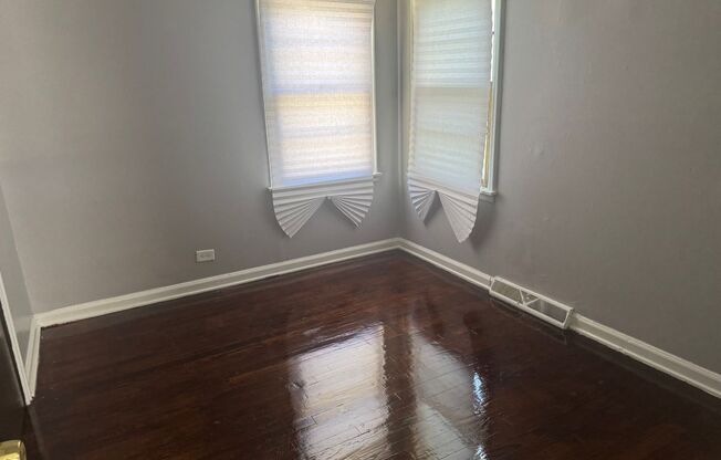 Move-In Ready! 4bd, 2ba