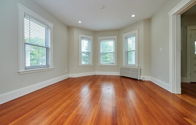 1873 HYDE PARK AVE