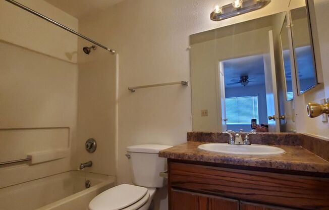 2 beds, 2 baths, $1,525