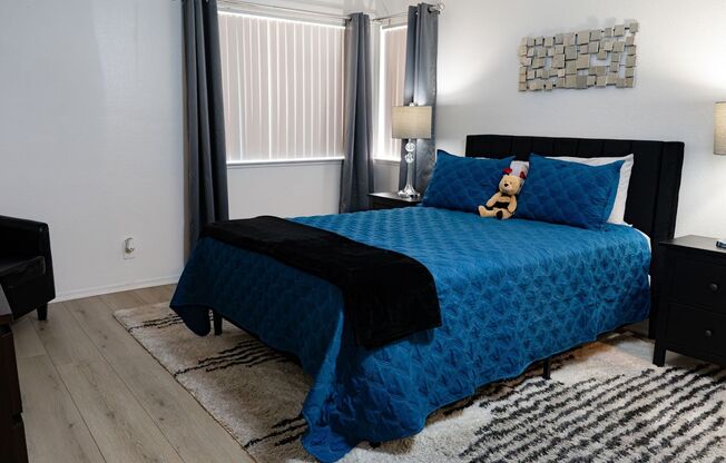 1 bed, 1 bath, 717 sqft, $950