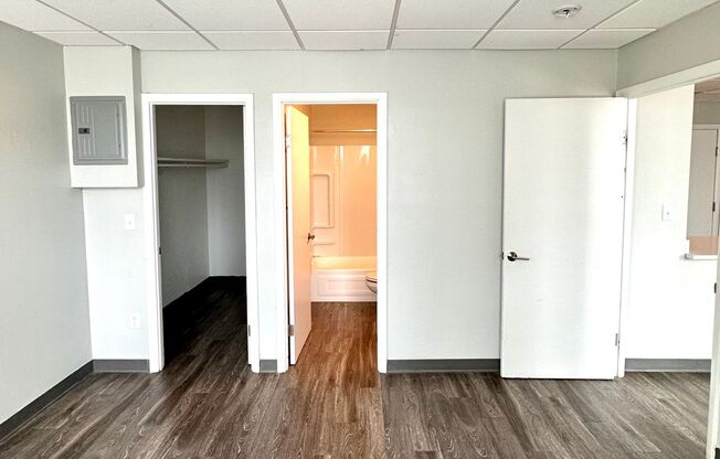 1 bed, 1 bath, 475 sqft, $1,850, Unit 0408