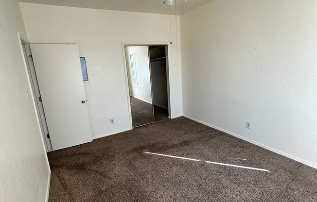 2 beds, 1 bath, 861 sqft, $970, Unit 56