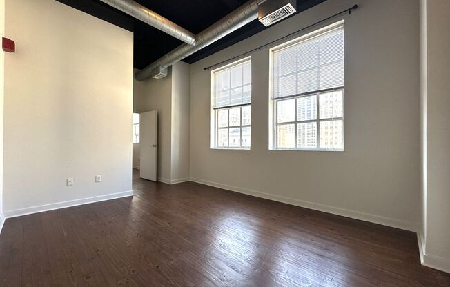 2 beds, 2 baths, 1,034 sqft, $2,550, Unit 604