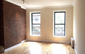 906 AMSTERDAM AVE