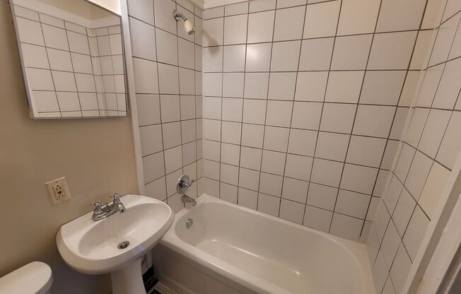 Studio, 1 bath, $845