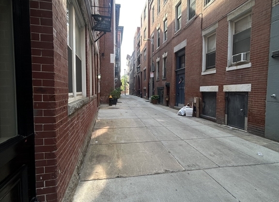 1 bed, 1 bath, $2,675, Unit 3