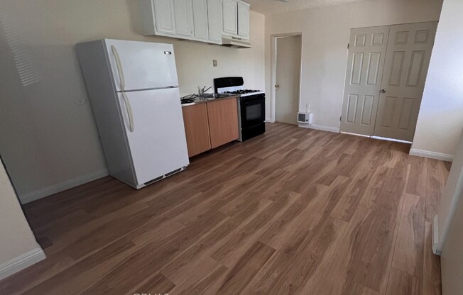 1 bed, 1 bath, 600 sqft, $1,780