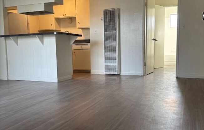 1 bed, 1 bath, 575 sqft, $1,785, Unit 09