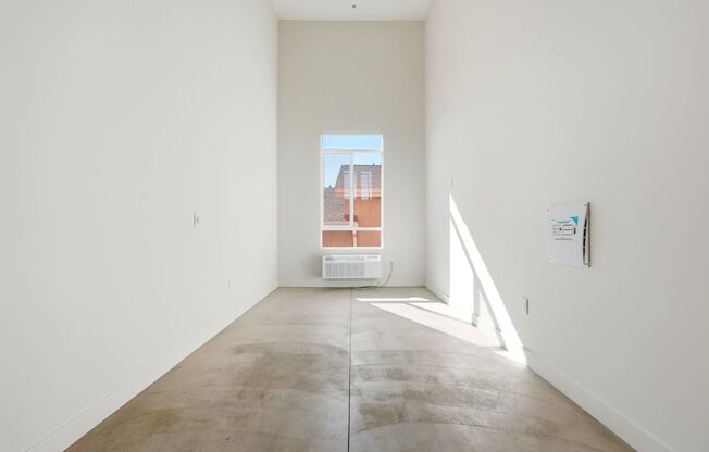 Studio, 1 bath, 320 sqft, $1,996, Unit 201-D