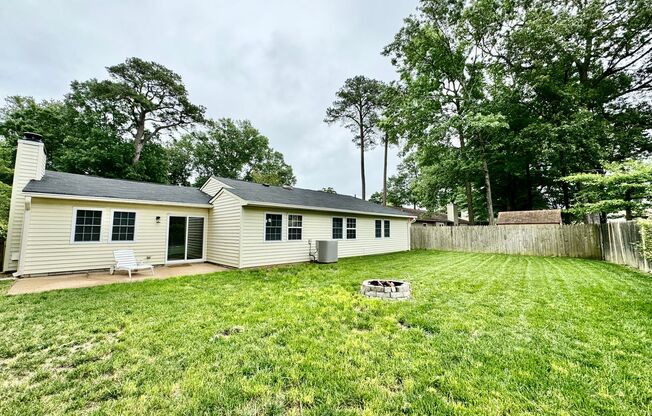 READY 05-15-25!! Ranch Home w/2-Car Garage! Fenced Yard - All Appliances Convey - Small Pets Considered!