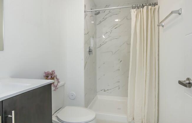 2 beds, 2 baths, 1,175 sqft, $2,315