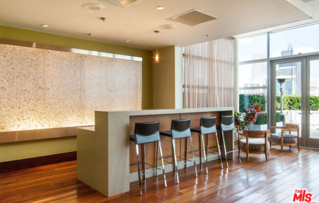 1 bed, 1 bath, 1,020 sqft, $2,900, Unit 316