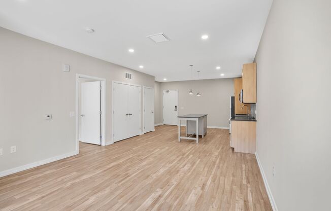 1 bed, 1 bath, 614 sqft, $2,500, Unit 626