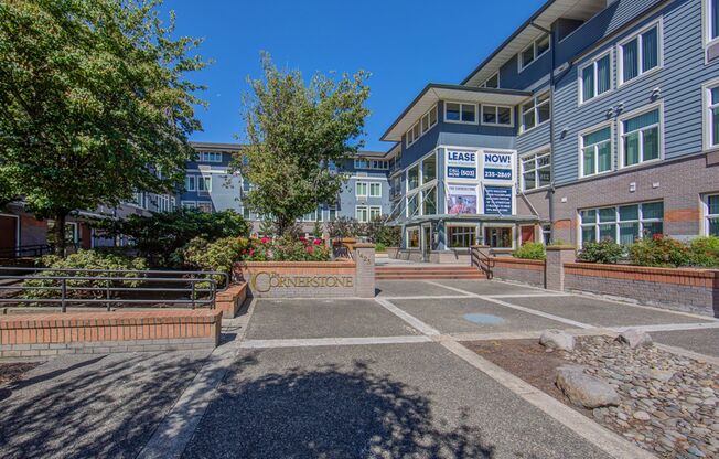 2 beds, 1 bath, 1,000 sqft, $1,900, Unit 244