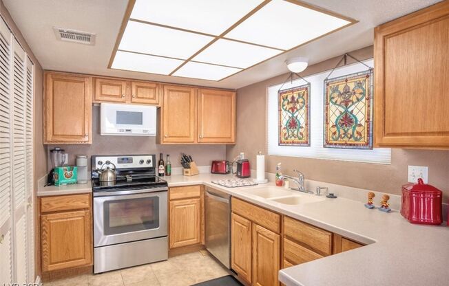 Fully furnished!