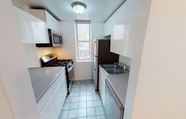 1 bed, 1.5 baths, $5,500, Unit 20H
