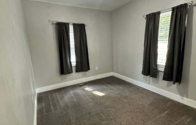 3 beds, 1 bath, $1,850