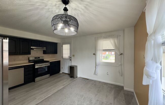Charming 2 Bedroom/2 Bathroom Townhome in Dundalk, MD!