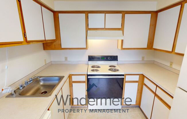 2 beds, 1 bath, 828 sqft, $1,095, Unit 71