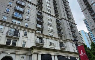 Spacious Midtown Condo with 2 Bedrooms, 2 Balconies & Internet Included!