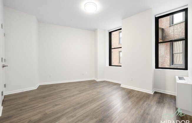 1 bed, 1 bath, $5,100, Unit 16B
