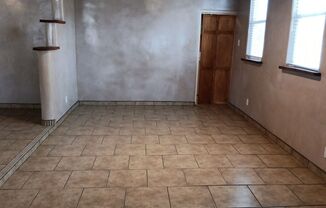 3 beds, 1 bath, $2,300