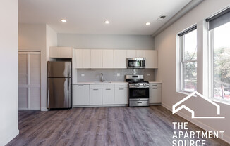 2247 W LAWRENCE