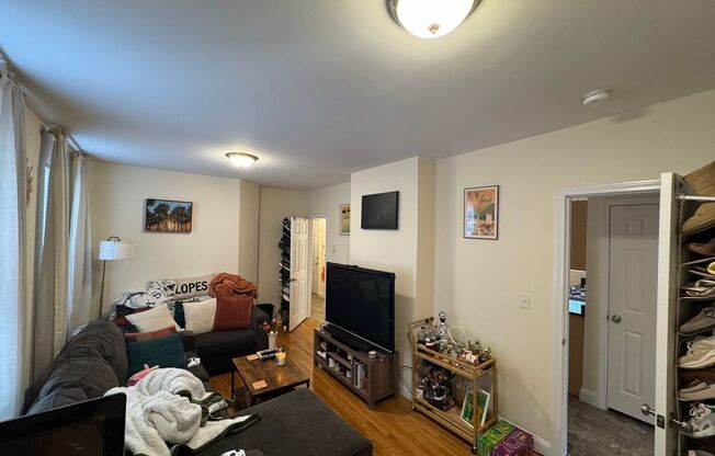 220 Middlesex Ave, Medford