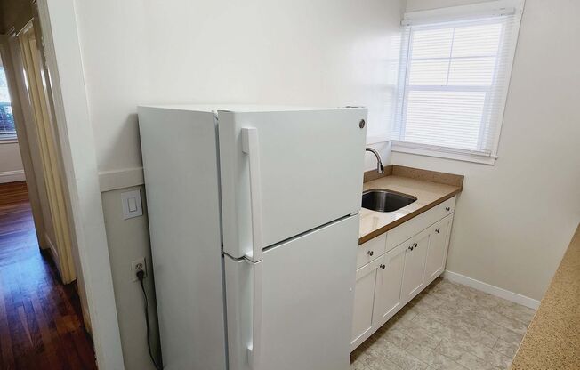 Studio, 1 bath, 283 sqft, $1,650, Unit #1