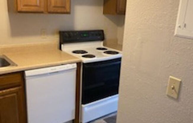 Studio, 1 bath, 520 sqft, $560, Unit 2604-101