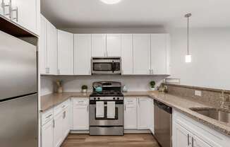 Kitchen at Park Square Apartments, Rahway, New Jersey