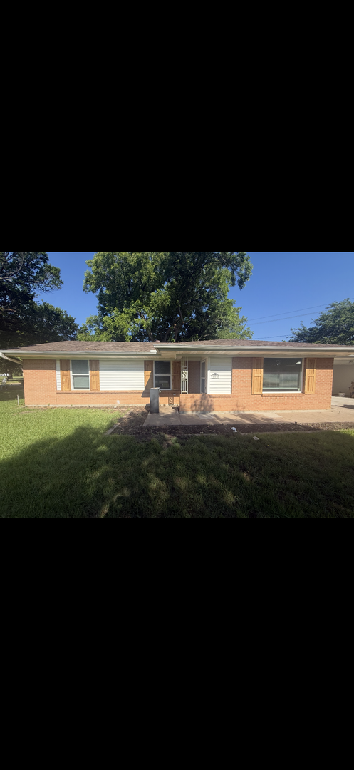 Full Brick 3 bedroom 2 bath 2 car garage Apply today www.txlec.com